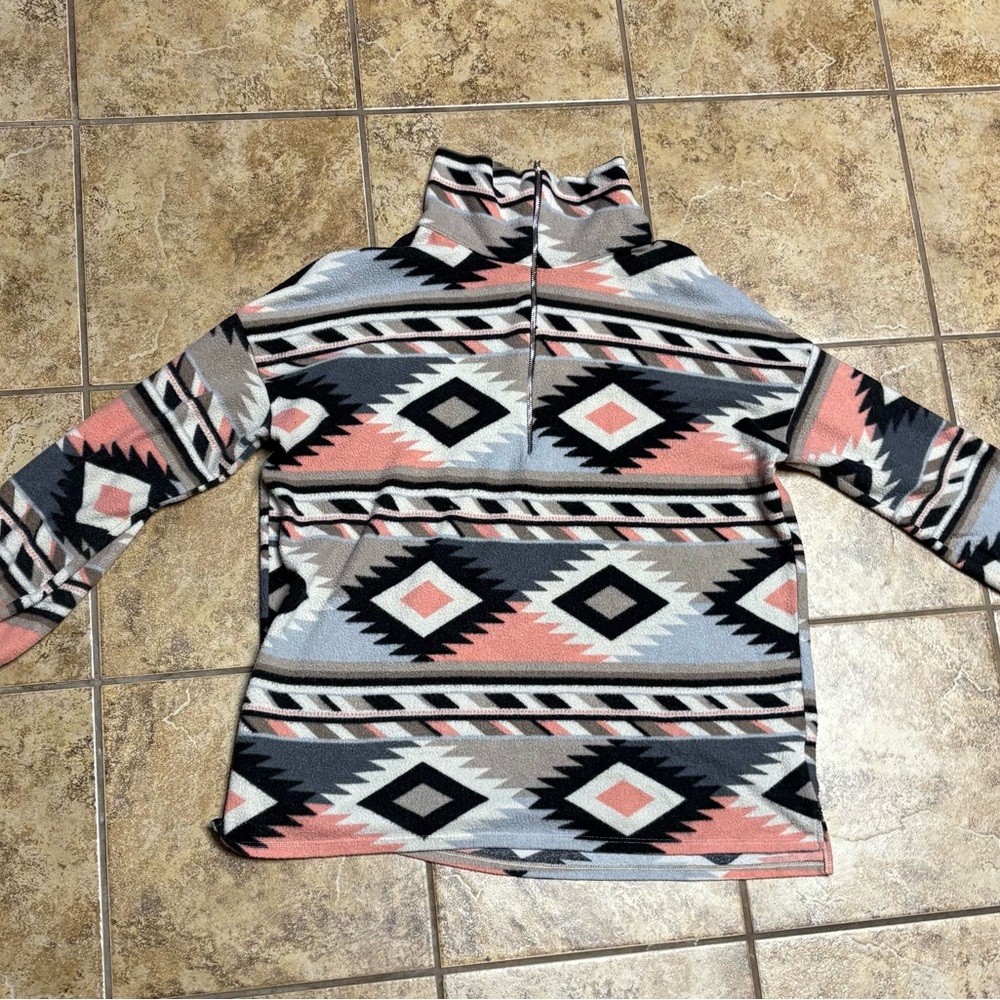 Aztec Patterned Pullover Sweater